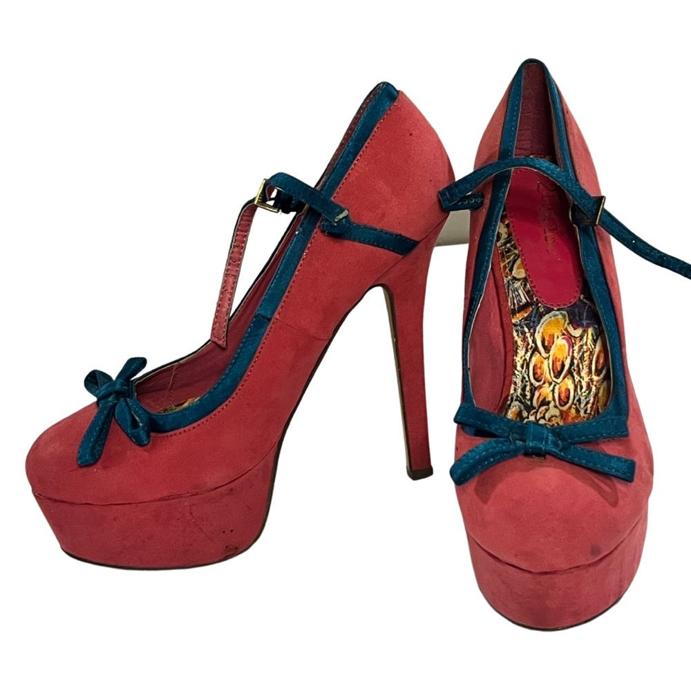 2 Lips Too Women’s Pink Suede Look High Heel Shoes size 8